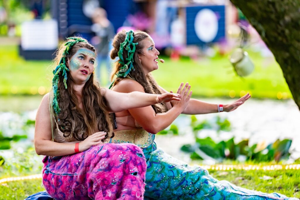 Zingende Zeemeerminnen, Carolinafestival, 2023, Wieke & Tenar (foto door Rob Baar, naam vermelden), 5